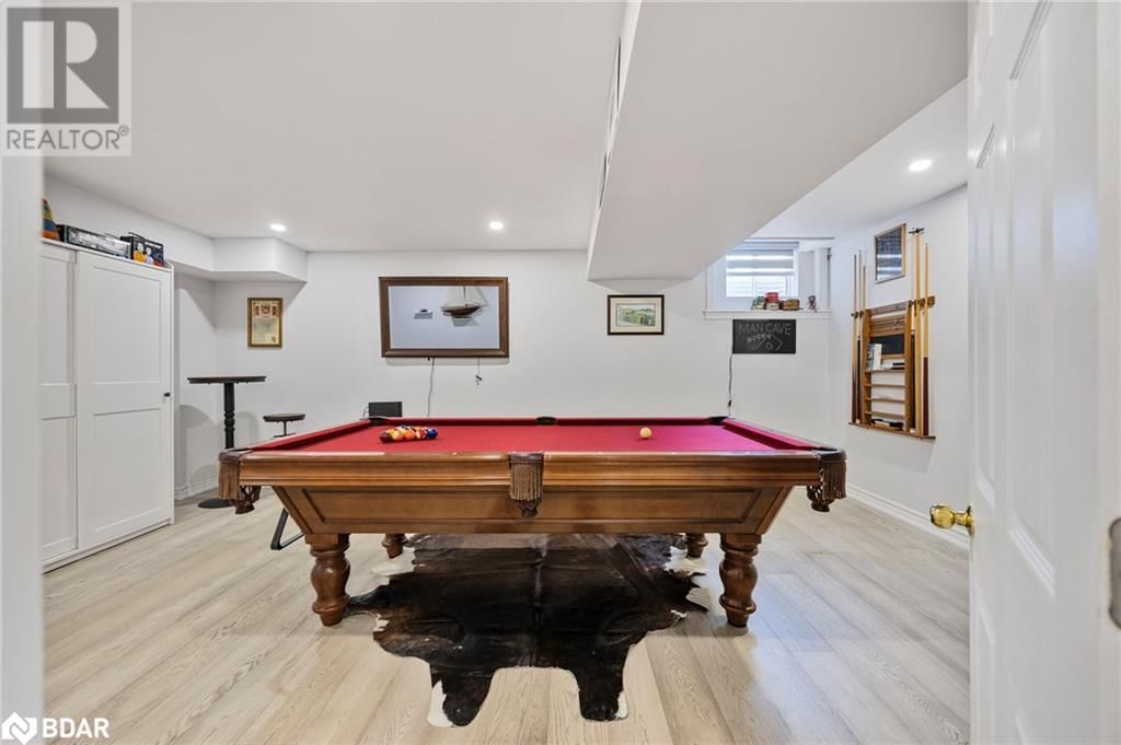 2 COPELAND CRESCENT Image 39