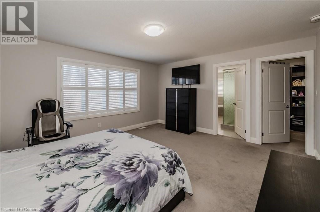 82 RIVER RIDGE STREET Image 31