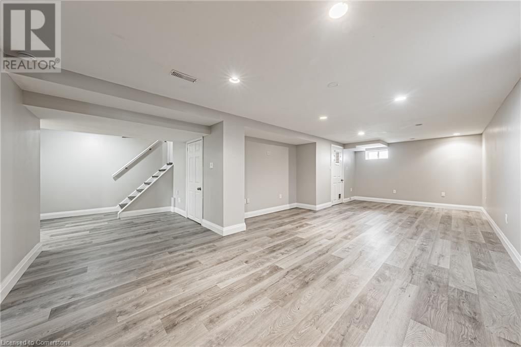 3 GREENWOOD STREET Image 31