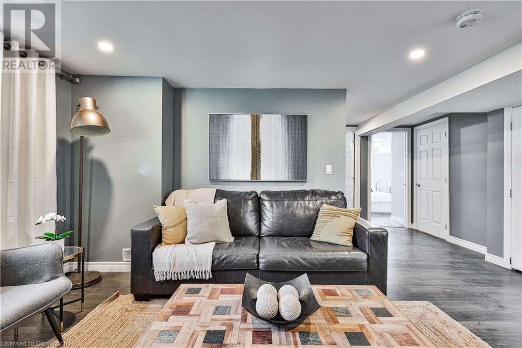 172 HANOVER PLACE Image 15