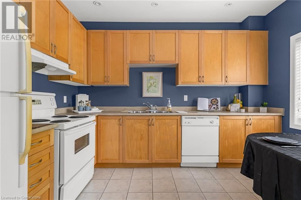 6 - 100 BEDDOE DRIVE Image 5