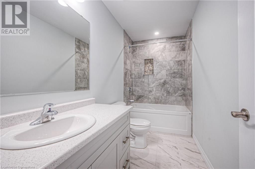 246 GREEN GATE BOULEVARD Image 23