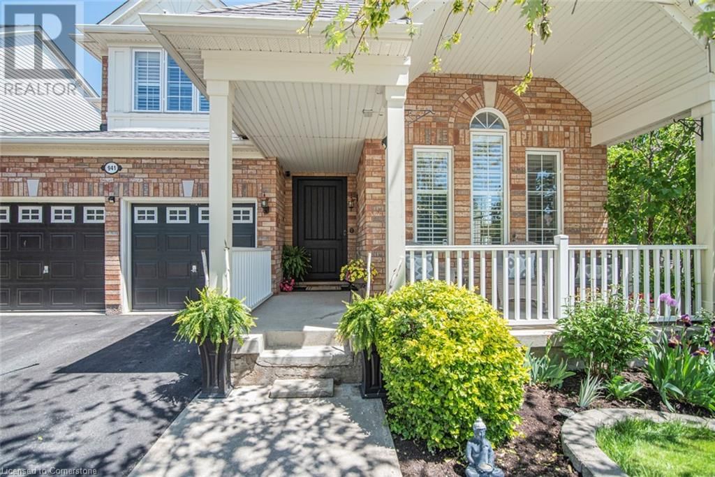 941 HUFFMAN CRESCENT Image 1