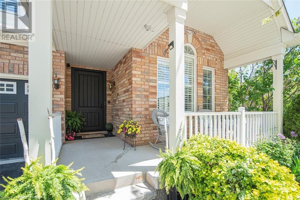 941 HUFFMAN CRESCENT Image 2