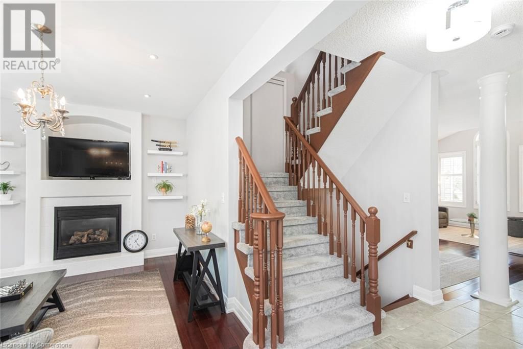 941 HUFFMAN CRESCENT Image 22