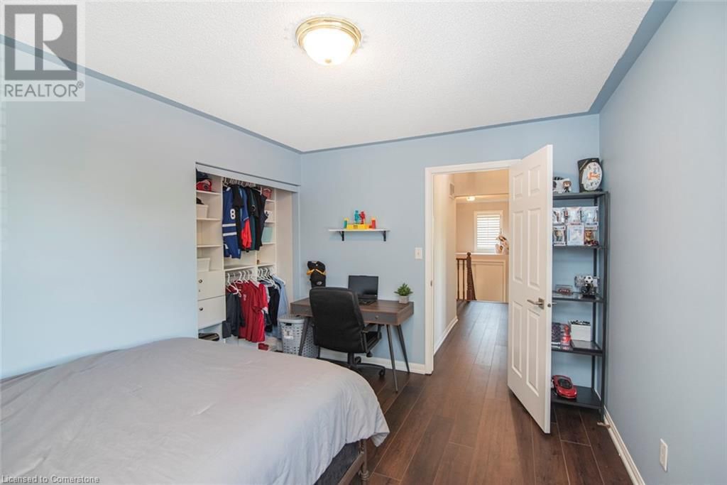 941 HUFFMAN CRESCENT Image 27