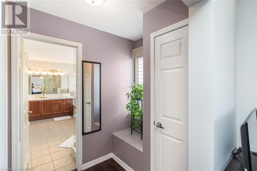 941 HUFFMAN CRESCENT Image 28