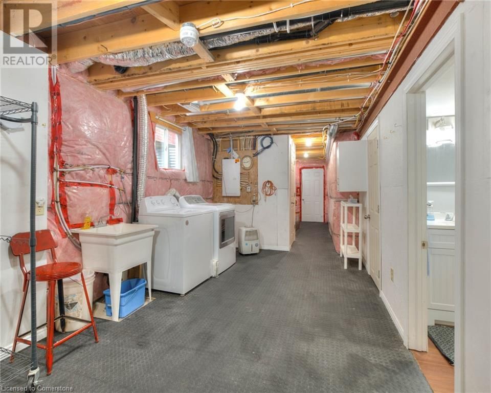 350 FINORO CRESCENT Image 34