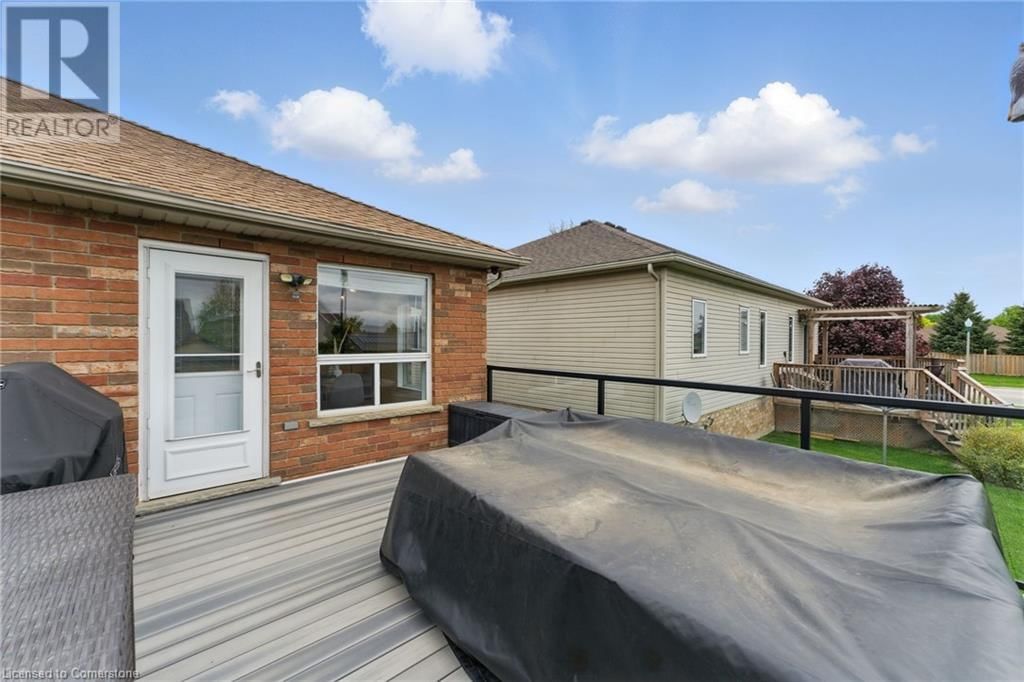 120 DENSTEDT STREET WEST Image 23