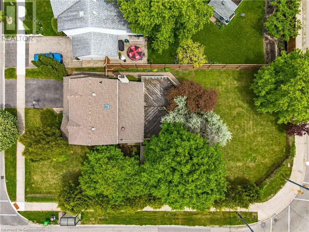 405 WINTERGREEN DRIVE Image 5