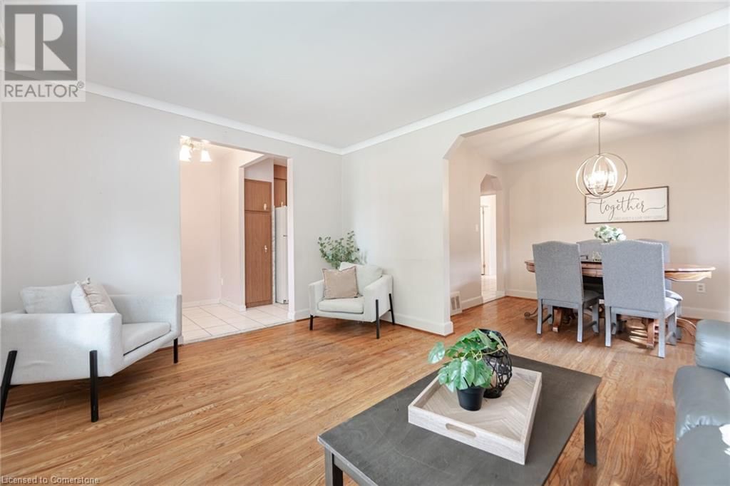 425 LANOR AVENUE Image 11