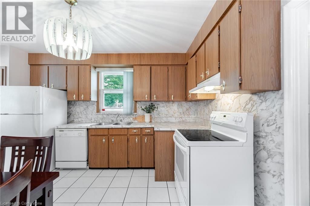 425 LANOR AVENUE Image 15