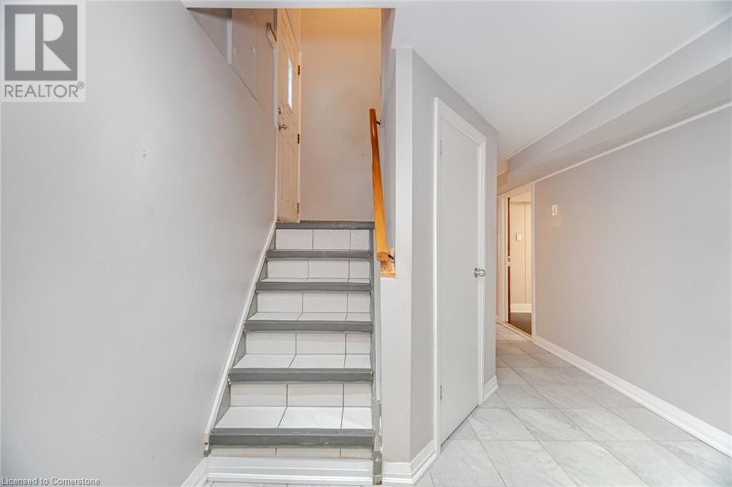 425 LANOR AVENUE Image 32