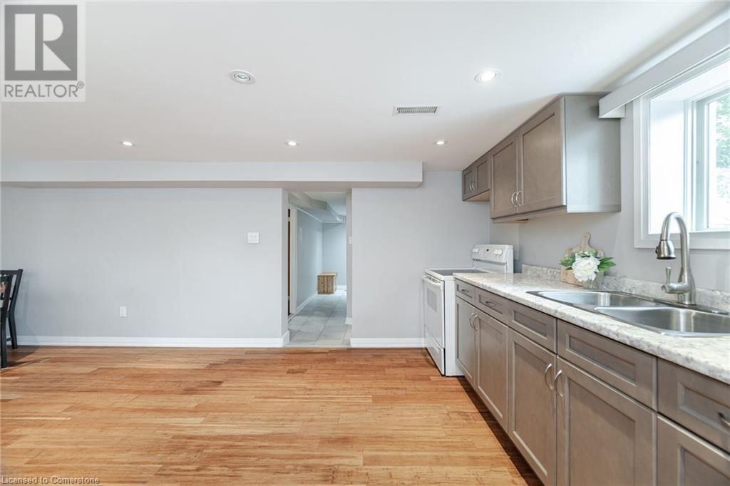 425 LANOR AVENUE Image 35