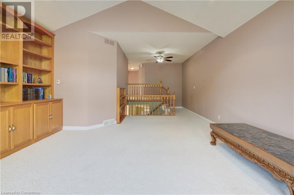 A - 495 HARBOUR VIEW CRESCENT Image 22