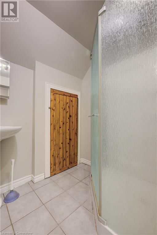 A - 495 HARBOUR VIEW CRESCENT Image 39