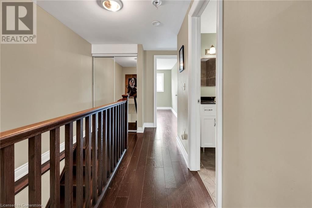 38 - 304 BLUEVALE STREET NORTH Image 13