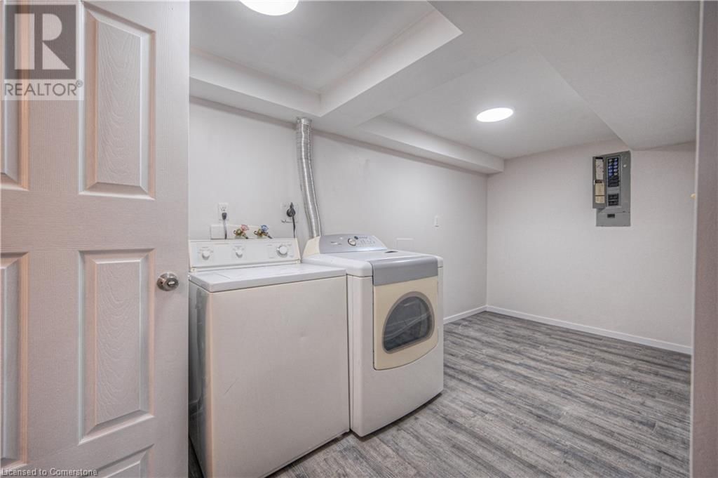9 - 206 GREEN VALLEY DRIVE Image 28