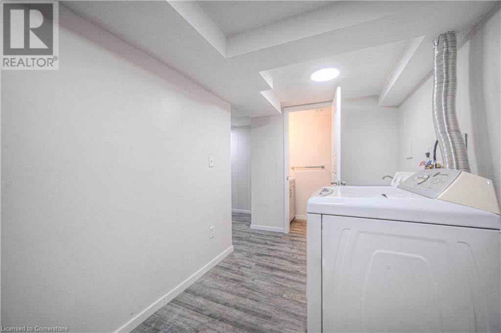 9 - 206 GREEN VALLEY DRIVE Image 30