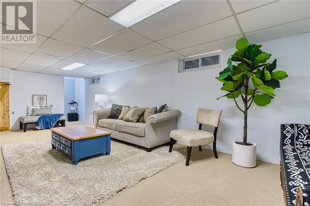 4382 CENTRAL AVENUE Image 26
