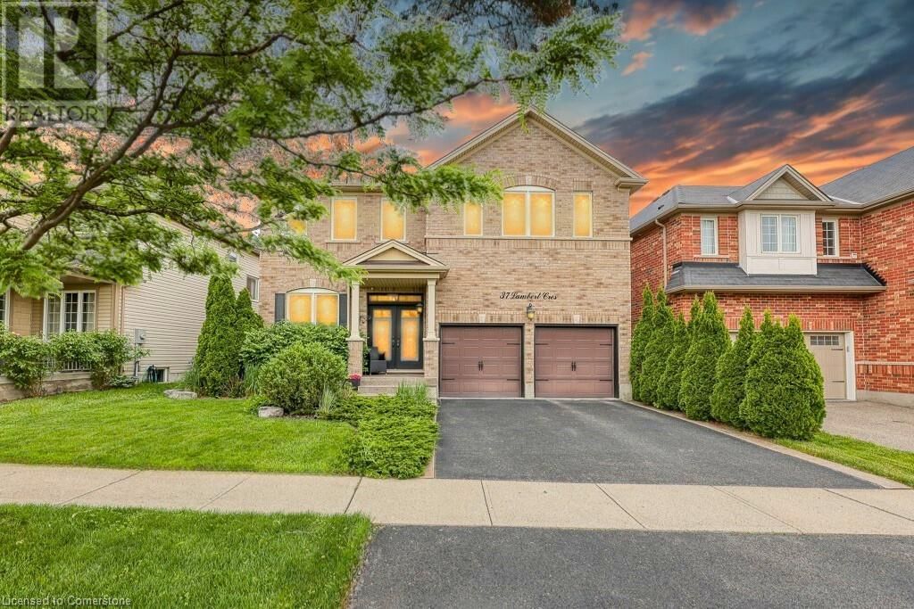 37 LAMBERT CRESCENT Image 1