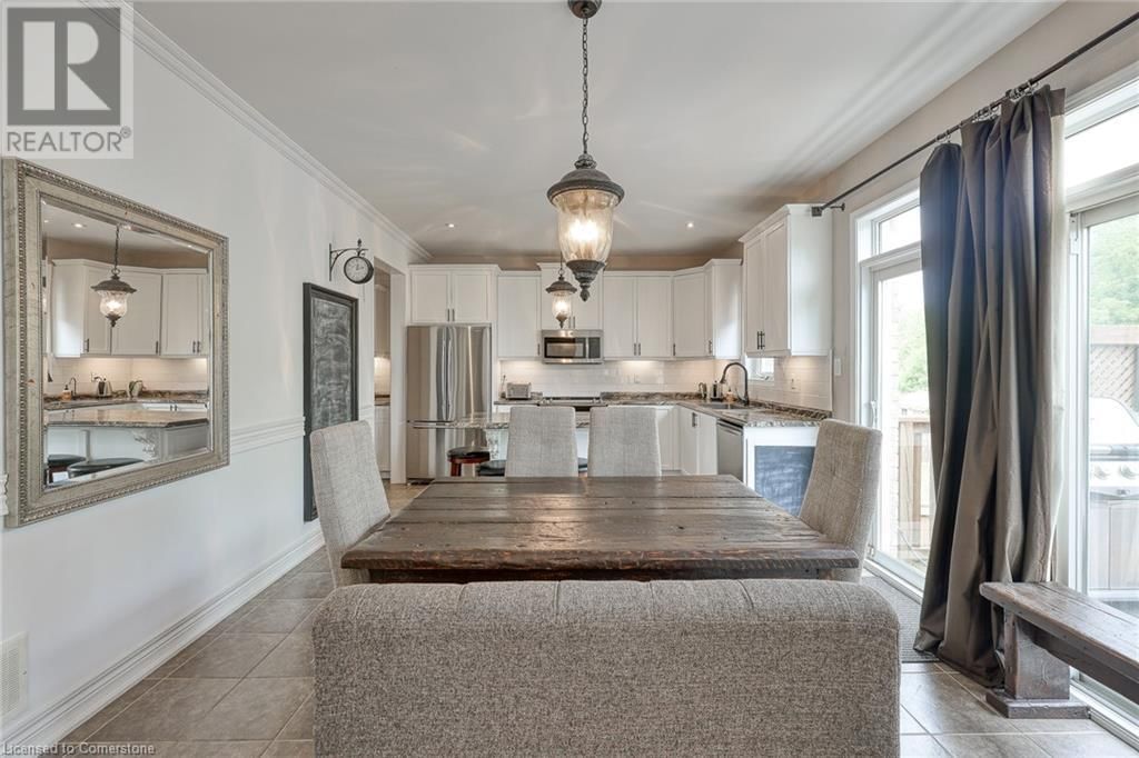37 LAMBERT CRESCENT Image 12