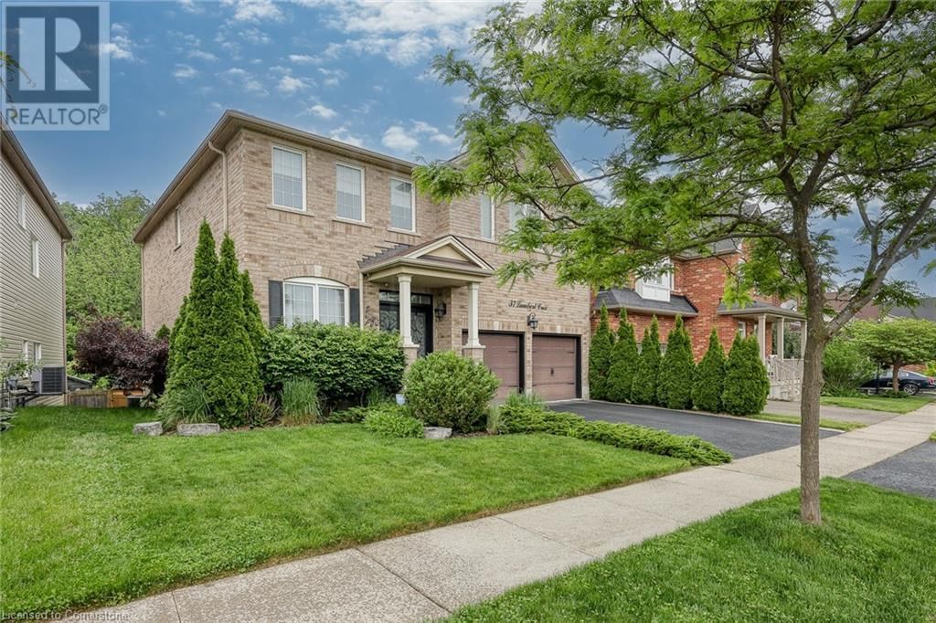 37 LAMBERT CRESCENT Image 2