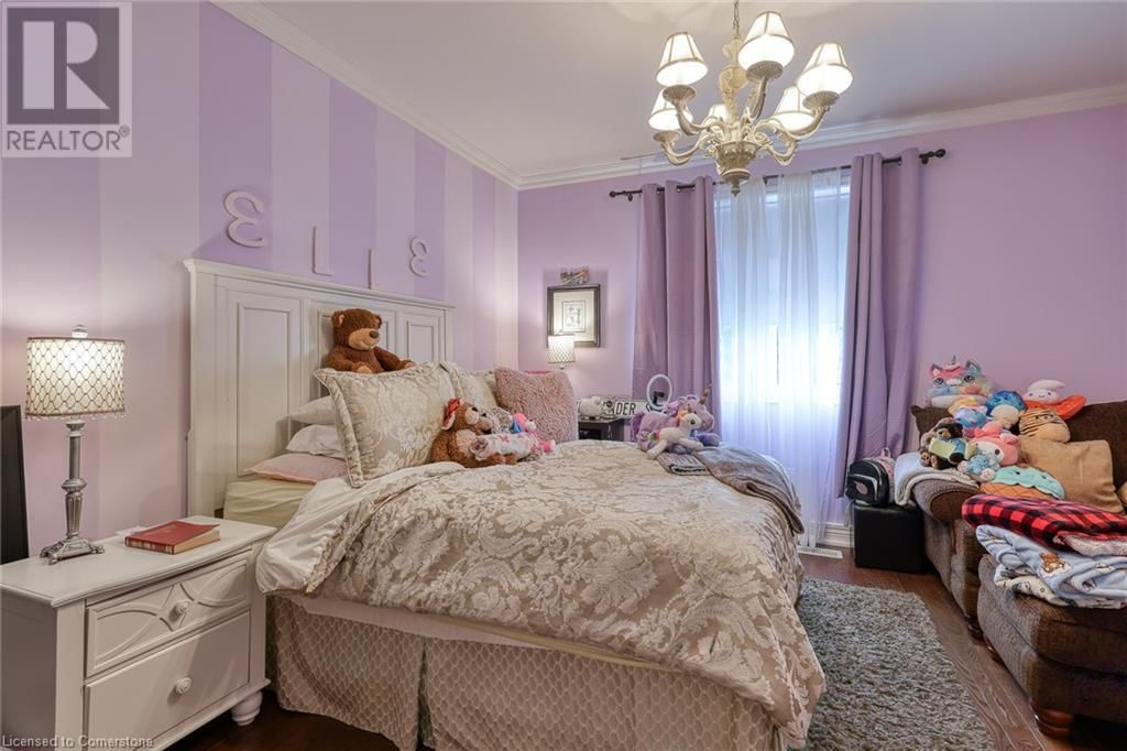 37 LAMBERT CRESCENT Image 33