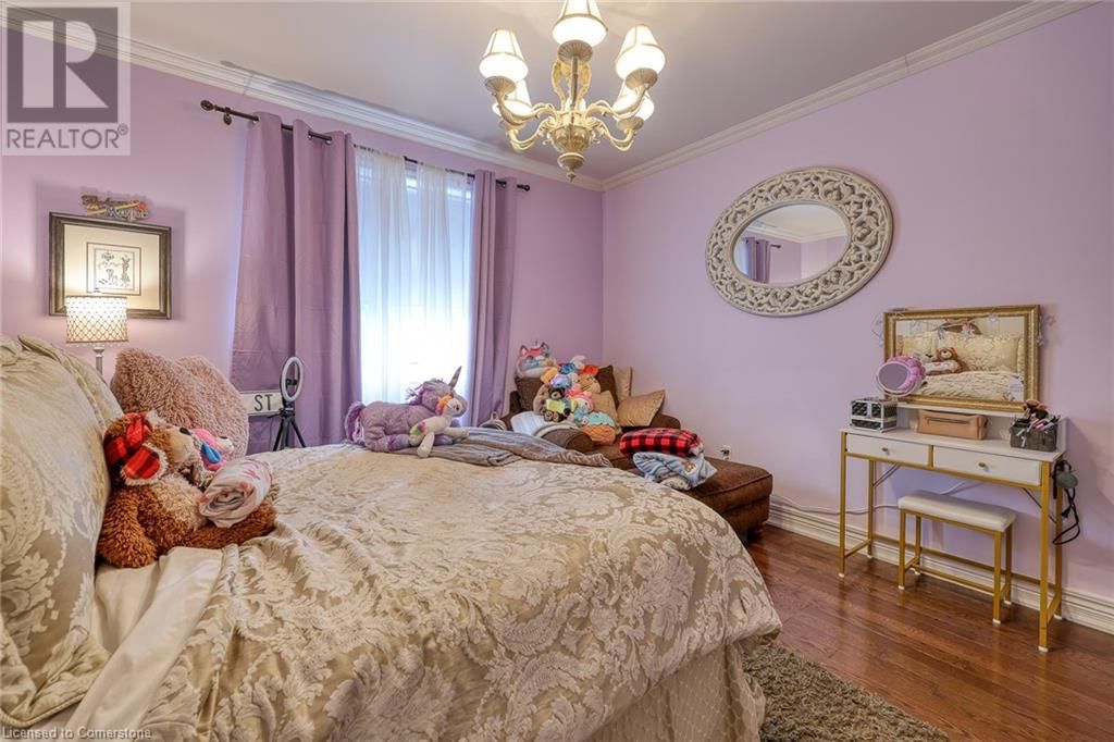 37 LAMBERT CRESCENT Image 34