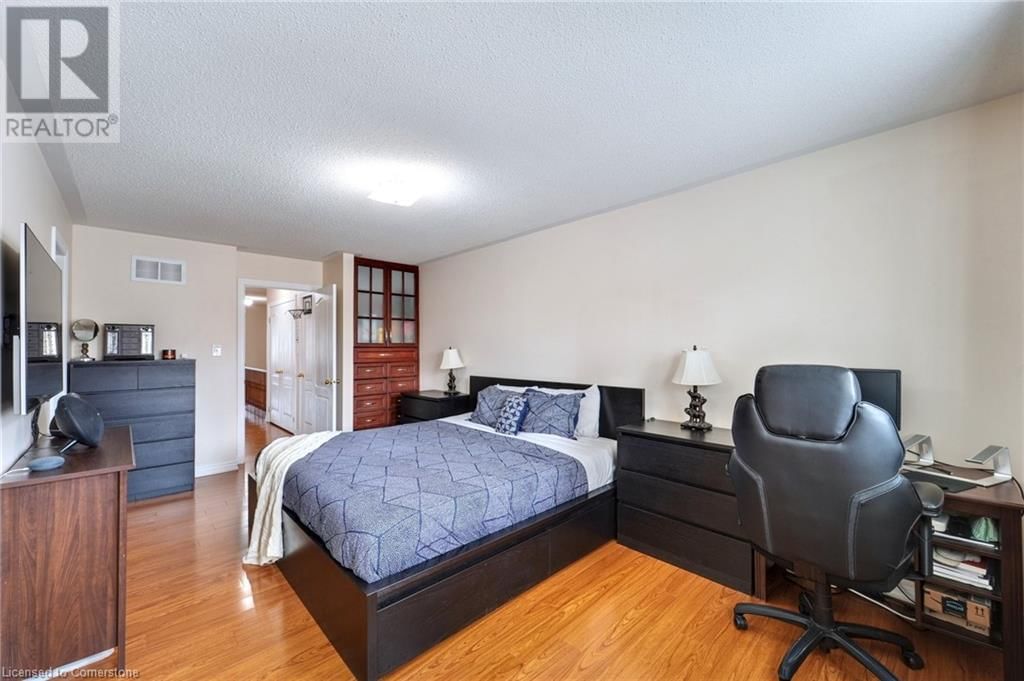 7332 GOLDEN MEADOW COURT Image 21