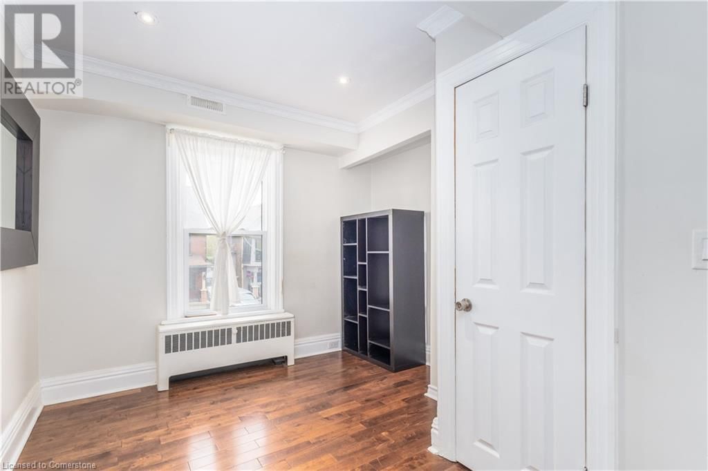 20 BARNESDALE AVENUE NORTH Image 23