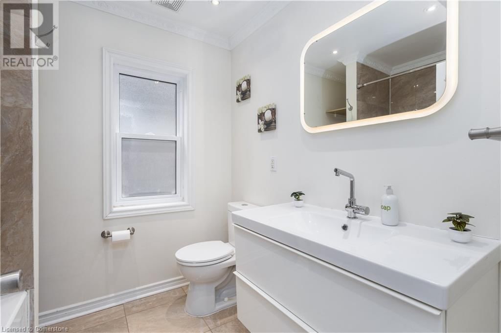 20 BARNESDALE AVENUE NORTH Image 25