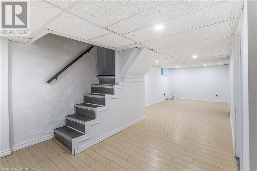 20 BARNESDALE AVENUE NORTH Image 31