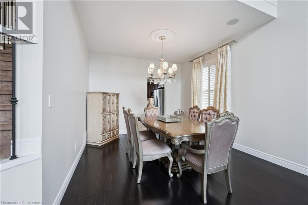 288 TOWNSEND DRIVE Image 12