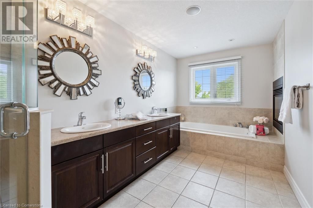 288 TOWNSEND DRIVE Image 31