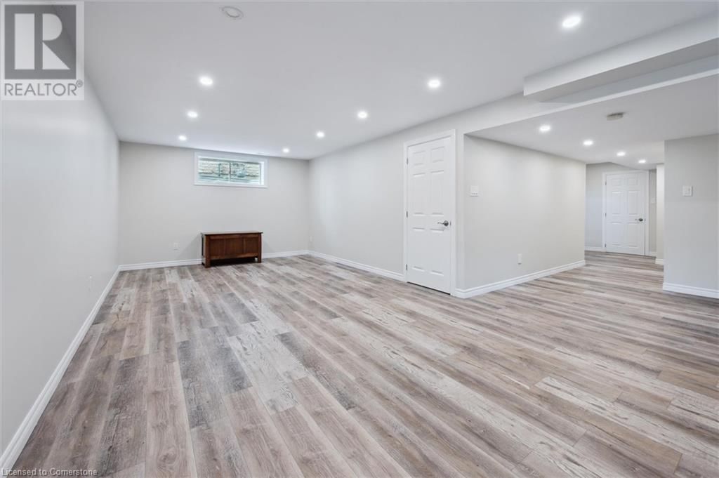 288 TOWNSEND DRIVE Image 41