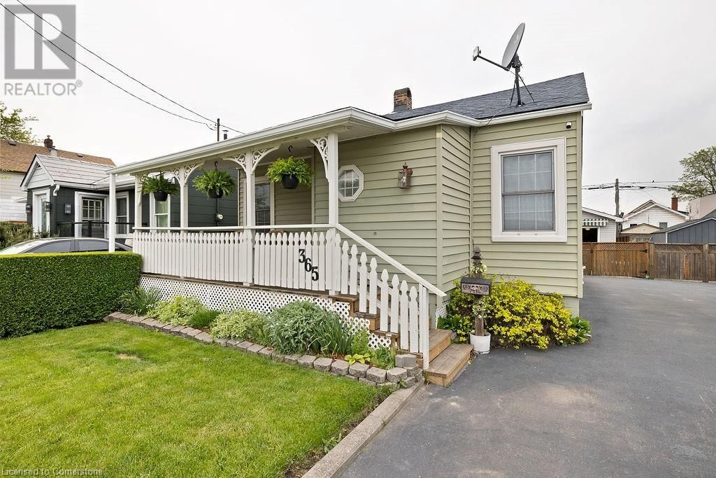 365 STRATHEARNE AVENUE Image 2