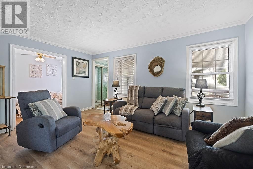 365 STRATHEARNE AVENUE Image 7