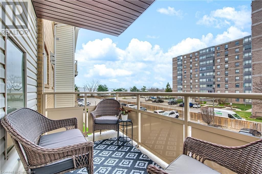 317 - 78 ROEHAMPTON AVENUE Image 27