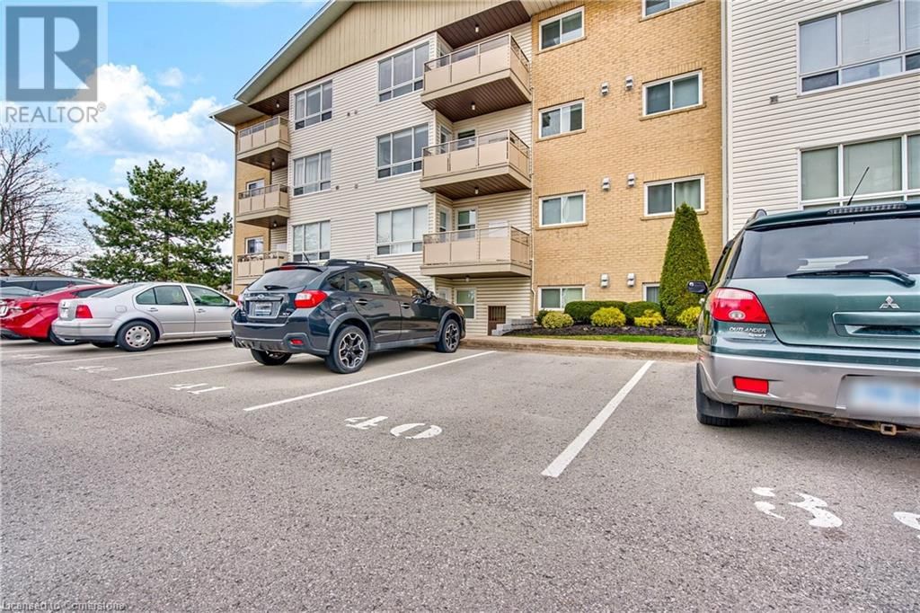 317 - 78 ROEHAMPTON AVENUE Image 29