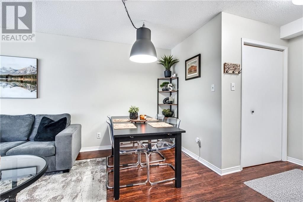 317 - 78 ROEHAMPTON AVENUE Image 6