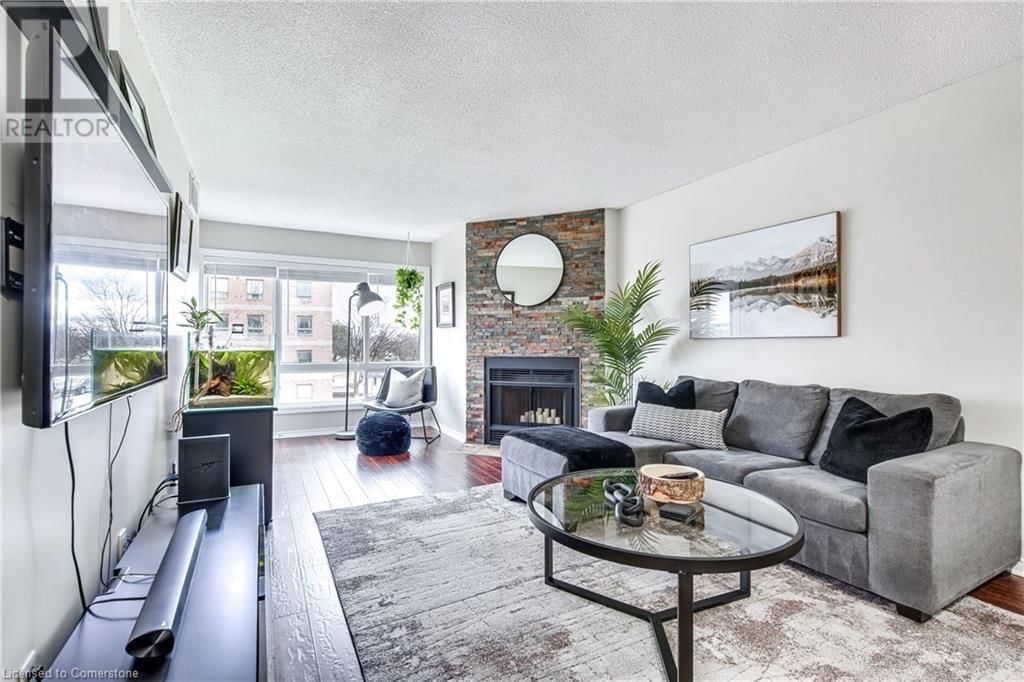 317 - 78 ROEHAMPTON AVENUE Image 7