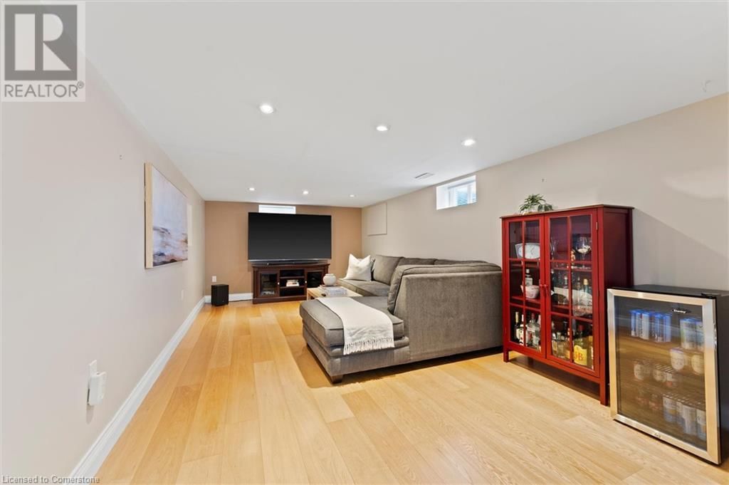 420 WATSON AVENUE Image 17
