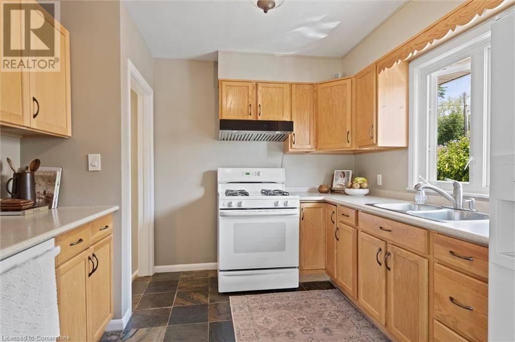 420 WATSON AVENUE Image 6