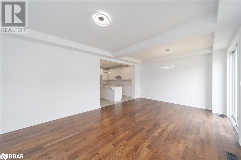 700 MIKA STREET Image 13