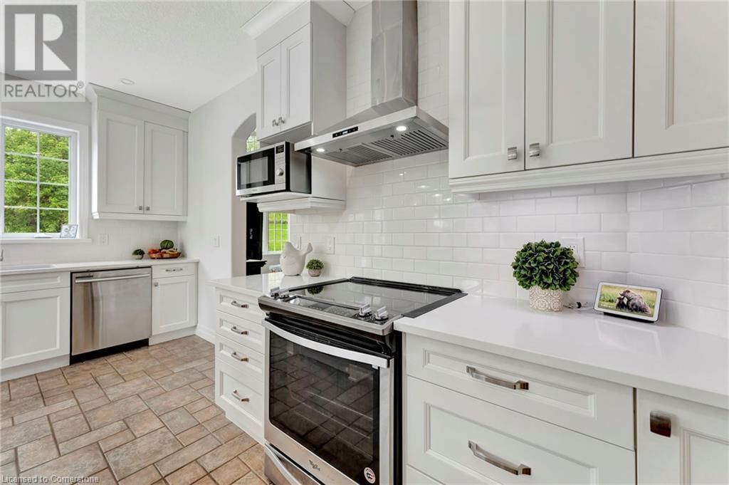 32 BERRY PATCH LANE Image 15