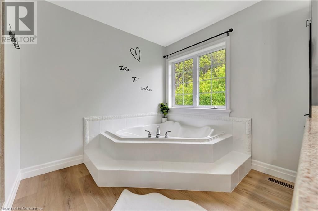32 BERRY PATCH LANE Image 24