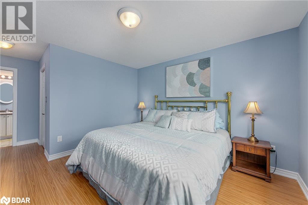 58 LUCY LANE Image 18