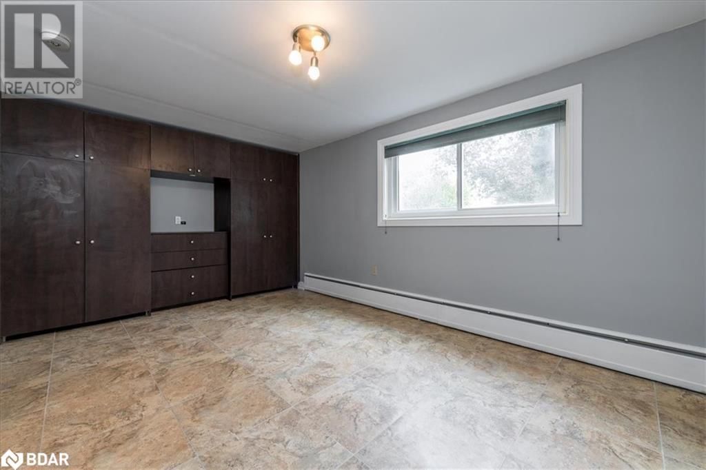 46 EUGENIA STREET Image 27