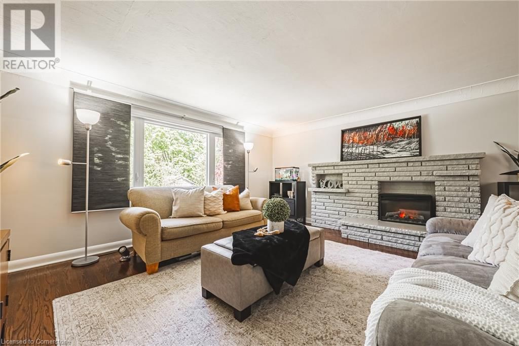 898 HERBERTON PLACE Image 16
